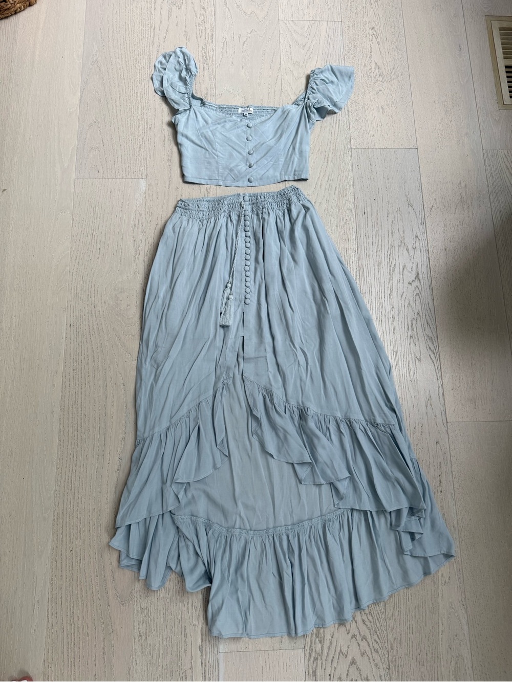 Light Blue Smocked-Waist Maxi Skirt and Cropped Top Set - Picture 4 of 4